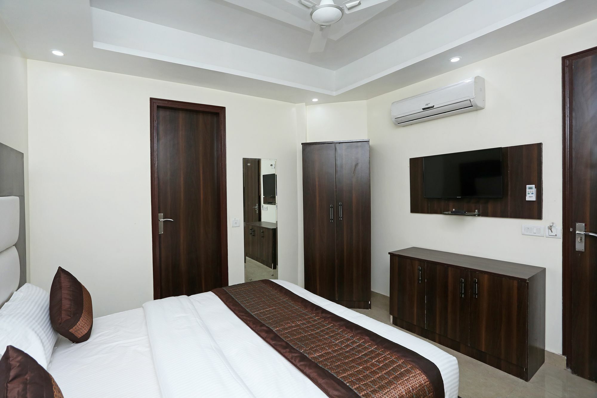 ניו דלהי Oyo 11505 Hotel Classic Park מראה חיצוני תמונה